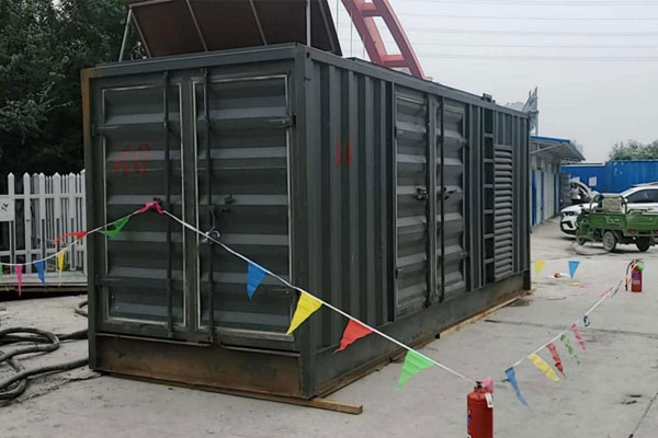 高明发电机租赁空气滤清器多久更换一次？