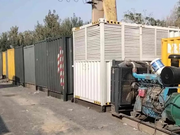 高明200KW柴油发电机机组每小时油耗是多少？